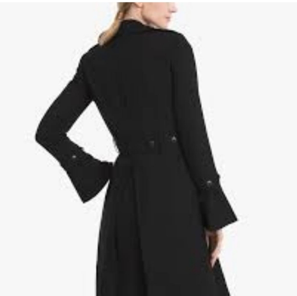 White House Black Market flirty trench coat - Picture 3 of 7